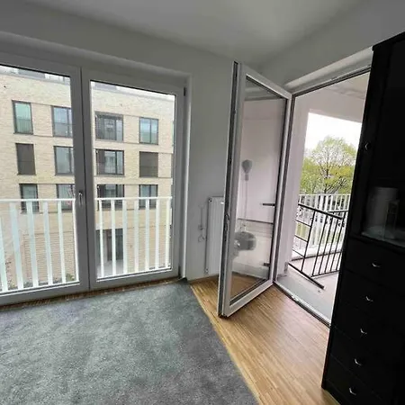 아파트 55 M2 Apt, Free Parking On Street, 2 Supermarkets