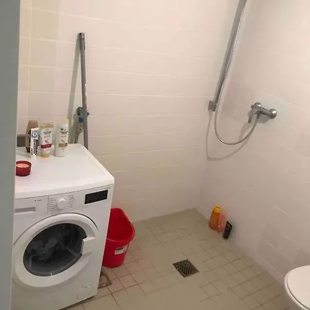 아파트 55 M2 Apt, Free Parking On Street, 2 Supermarkets